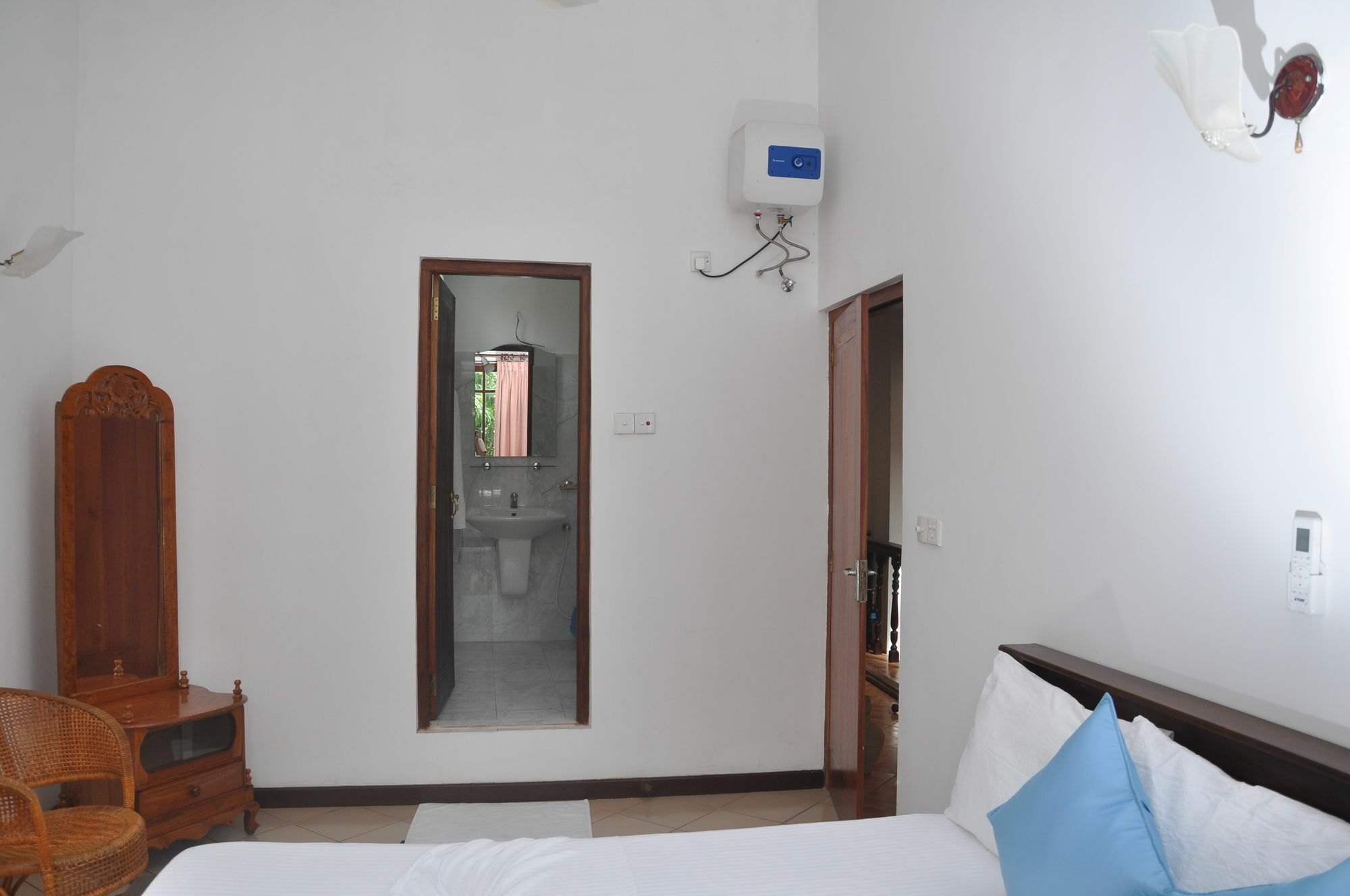 Shakuna Villa Hikkaduwa Exterior photo